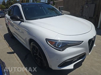 2021 Alfa Romeo Stelvio Ti - miniatura 3