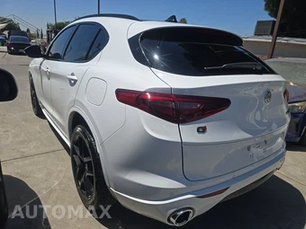 2021 Alfa Romeo Stelvio Ti - miniatura 6