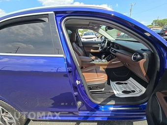 2021 Alfa Romeo Stelvio Ti – miniatura 15