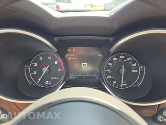 2021 Alfa Romeo Stelvio Ti – miniatura 6