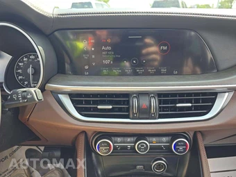 2021 Alfa Romeo Stelvio Ti – miniatura 7