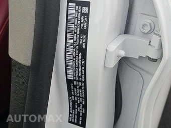 2021 Alfa Romeo Stelvio Ti - miniatura 14