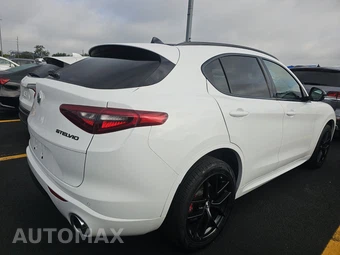 2021 Alfa Romeo Stelvio Ti - miniatura 4