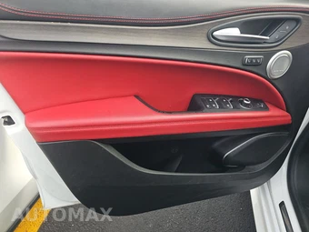 2021 Alfa Romeo Stelvio Ti - miniatura 9