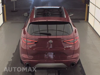 2021 Alfa Romeo Stelvio Ti – miniatura 5
