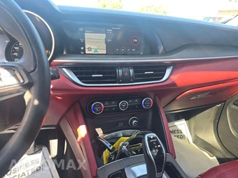 2021 Alfa Romeo Stelvio Ti - miniatura 10