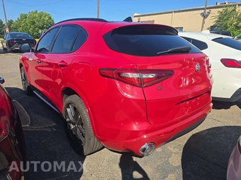 2021 Alfa Romeo Stelvio Ti - miniatura 2
