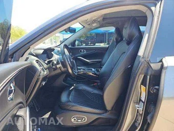2021 Aston Martin DBX - miniatura 6