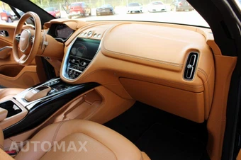 2021 Aston Martin DBX - miniatura 11