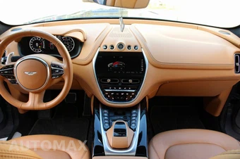 2021 Aston Martin DBX - miniatura 12