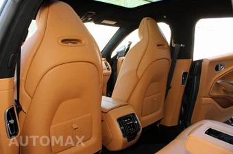 2021 Aston Martin DBX - miniatura 25