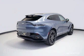 2021 Aston Martin DBX - miniatura 5