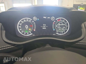 2021 Aston Martin DBX - miniatura 9