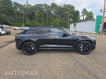 2021 Aston Martin DBX - miniatura 4