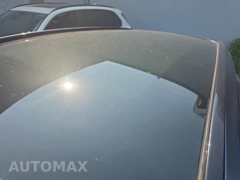2021 Aston Martin DBX - miniatura 12