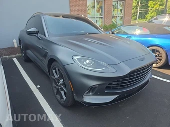 2021 Aston Martin DBX - miniatura 3
