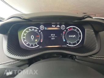 2021 Aston Martin DBX - miniatura 9