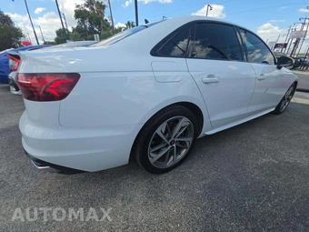 2021 Audi A4 Sedan Premium Plus 45 TFSI - miniatura 3