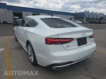 2021 Audi A5 Sportback Premium Hatchback – miniatura 6
