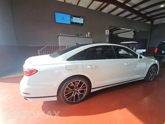 2021 Audi A8 L – miniatura 4