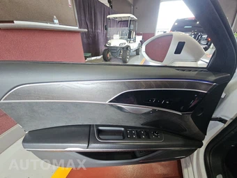 2021 Audi A8 L – miniatura 9