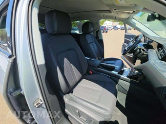 2021 Audi e-tron Premium Plus – miniatura 16