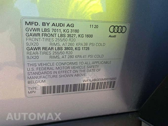 2021 Audi e-tron Premium Plus – miniatura 2