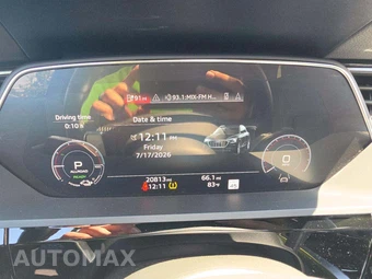 2021 Audi e-tron Premium Plus – miniatura 6