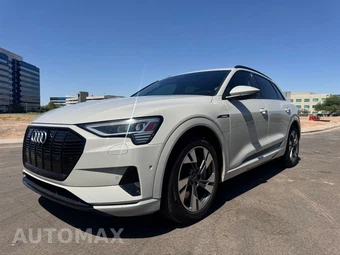 2021 Audi e-tron Premium - miniatura 2