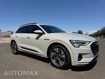 2021 Audi e-tron Premium - miniatura 8