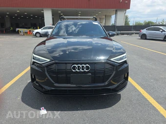 2021 Audi e-tron Prestige – miniatura 2