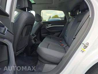 2021 Audi e-tron Sportback Premium – miniatura 14