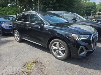 2021 Audi Q3 2.0T Premium Plus 45 TFSI - miniatura 3