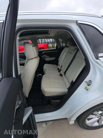 2021 Audi Q3 2.0T Premium Plus 45 TFSI - miniatura 10