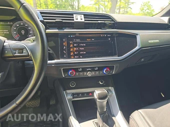 2021 Audi Q3 2.0T Premium Plus 45 TFSI - miniatura 10
