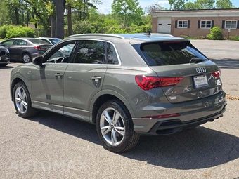 2021 Audi Q3 2.0T Premium Plus 45 TFSI - miniatura 2