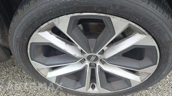 2021 Audi Q3 2.0T Premium Plus 45 TFSI – miniatura 25
