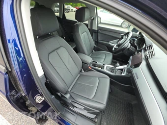 2021 Audi Q3 2.0T Premium – miniatura 8