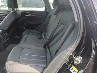 2021 Audi Q5 Premium – miniatura 16