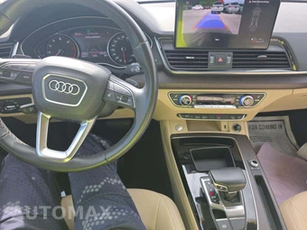 2021 Audi Q5 Premium – miniatura 7
