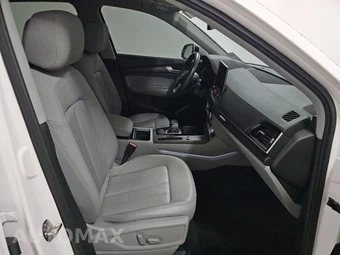 2021 Audi Q5 Premium – miniatura 8