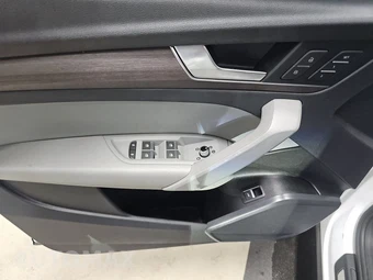 2021 Audi Q5 Premium – miniatura 9