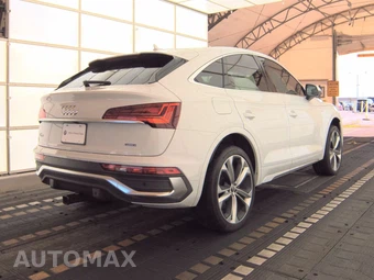 2021 Audi Q5 Sportback Premium Plus - miniatura 4