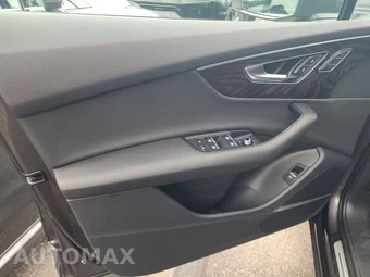 2021 Audi Q7 Premium Plus 45 TFSI – miniatura 9