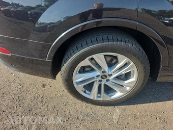 2021 Audi Q7 Premium Plus 45 TFSI – miniatura 10