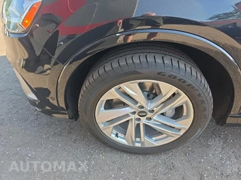 2021 Audi Q7 Premium Plus 45 TFSI – miniatura 8