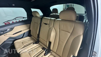 2021 Audi Q7 Premium Plus 45 TFSI - miniatura 31