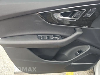 2021 Audi Q7 Premium Plus 55 TFSI – miniatura 9