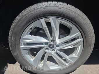 2021 Audi Q7 Premium Plus 55 TFSI – miniatura 10