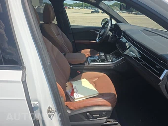 2021 Audi Q7 Premium Plus 55 TFSI - miniatura 8